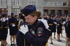 Котомцева Е.С. - НП - Объятия выпускников - символ настоящей дружбы